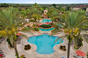 Great Town Home with Lazy River